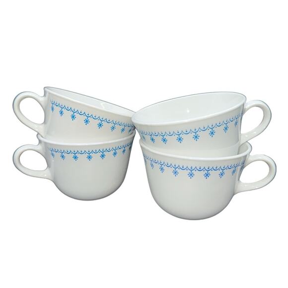 Corelle Other - X4 Vintage Corelle Livingware Blue Garland Snowflake Tea Cup Mugs holiday kitsch
